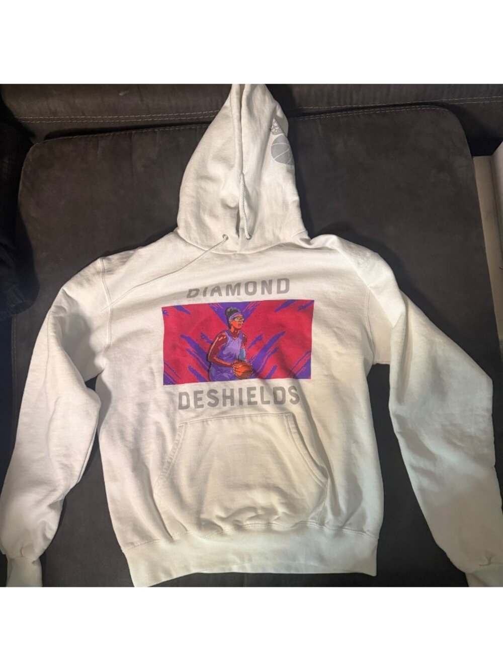 Champion Diamond DeShields Graphic Hoodie White M Basketball Design